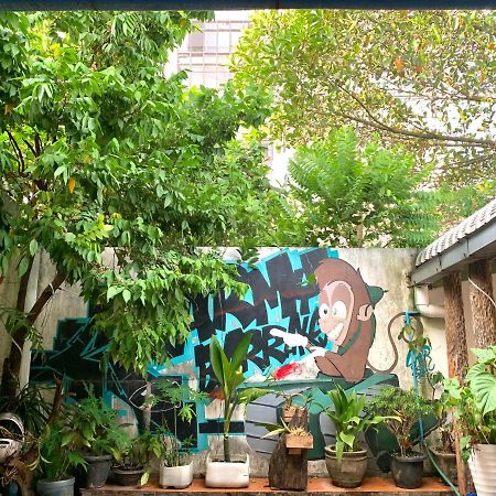 Vang Vieng Lily Backpackers Hostel Zewnętrze zdjęcie