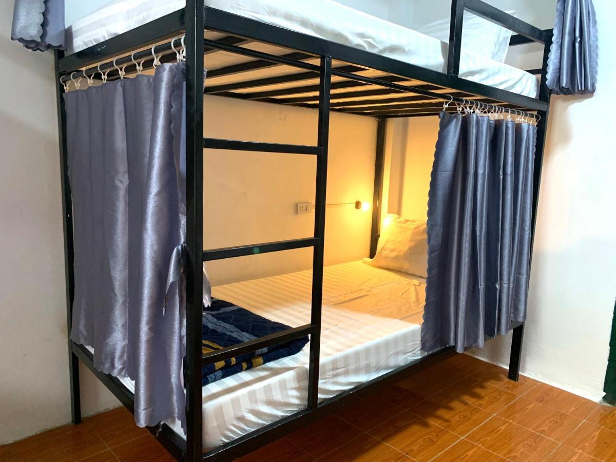 Vang Vieng Lily Backpackers Hostel Zewnętrze zdjęcie
