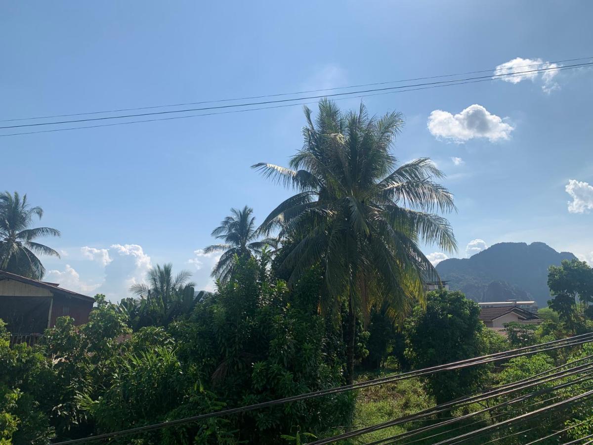 Vang Vieng Lily Backpackers Hostel Zewnętrze zdjęcie